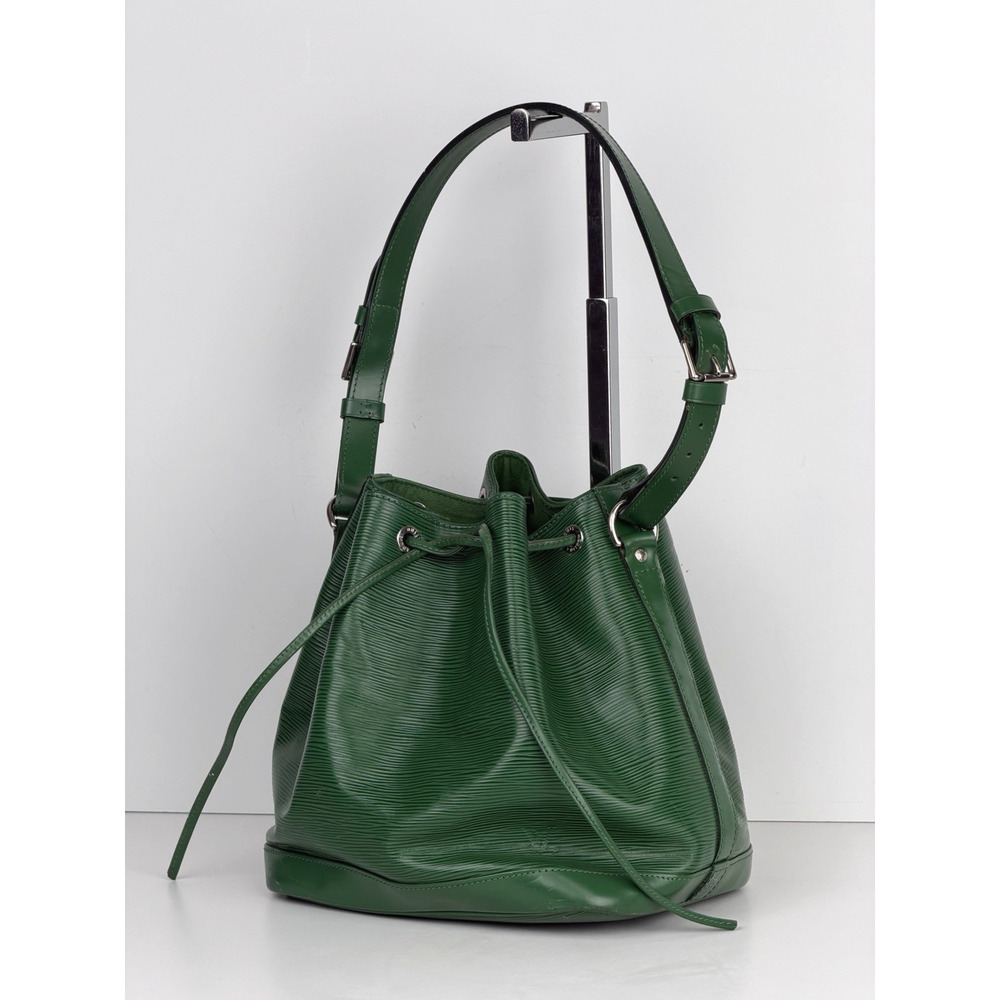 Louis Vuitton NeoNoe Shoulder Bag MM in Green Epi Leather 2013 S - Picture 1 of 14